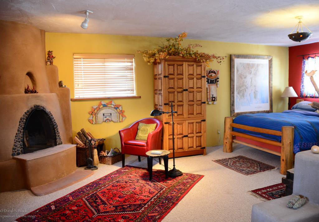 Casa Gallina - An Artisan Inn Taos Ruang foto